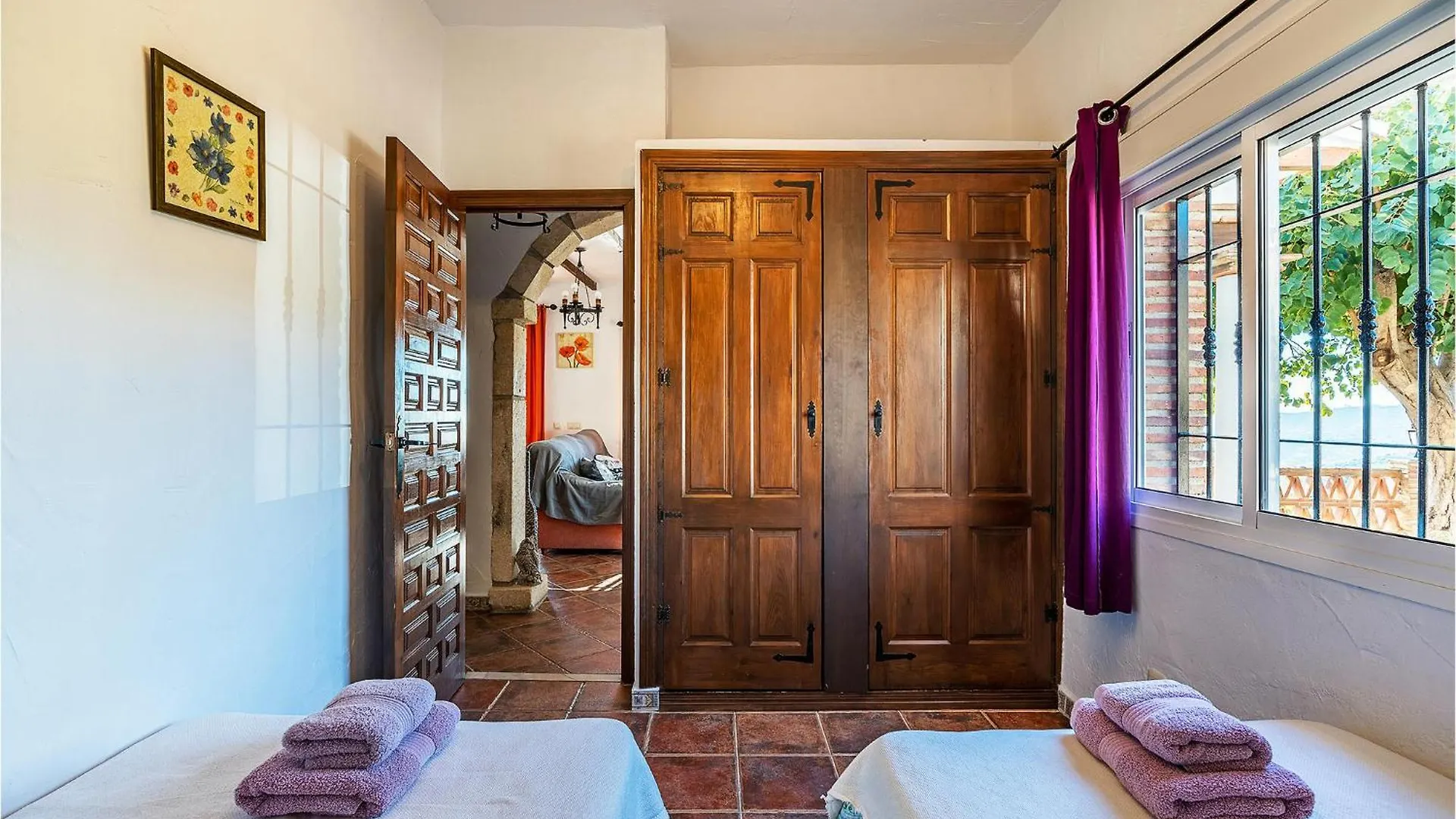 Amazing Home In Frigiliana With Kitchen Сasa de vacaciones